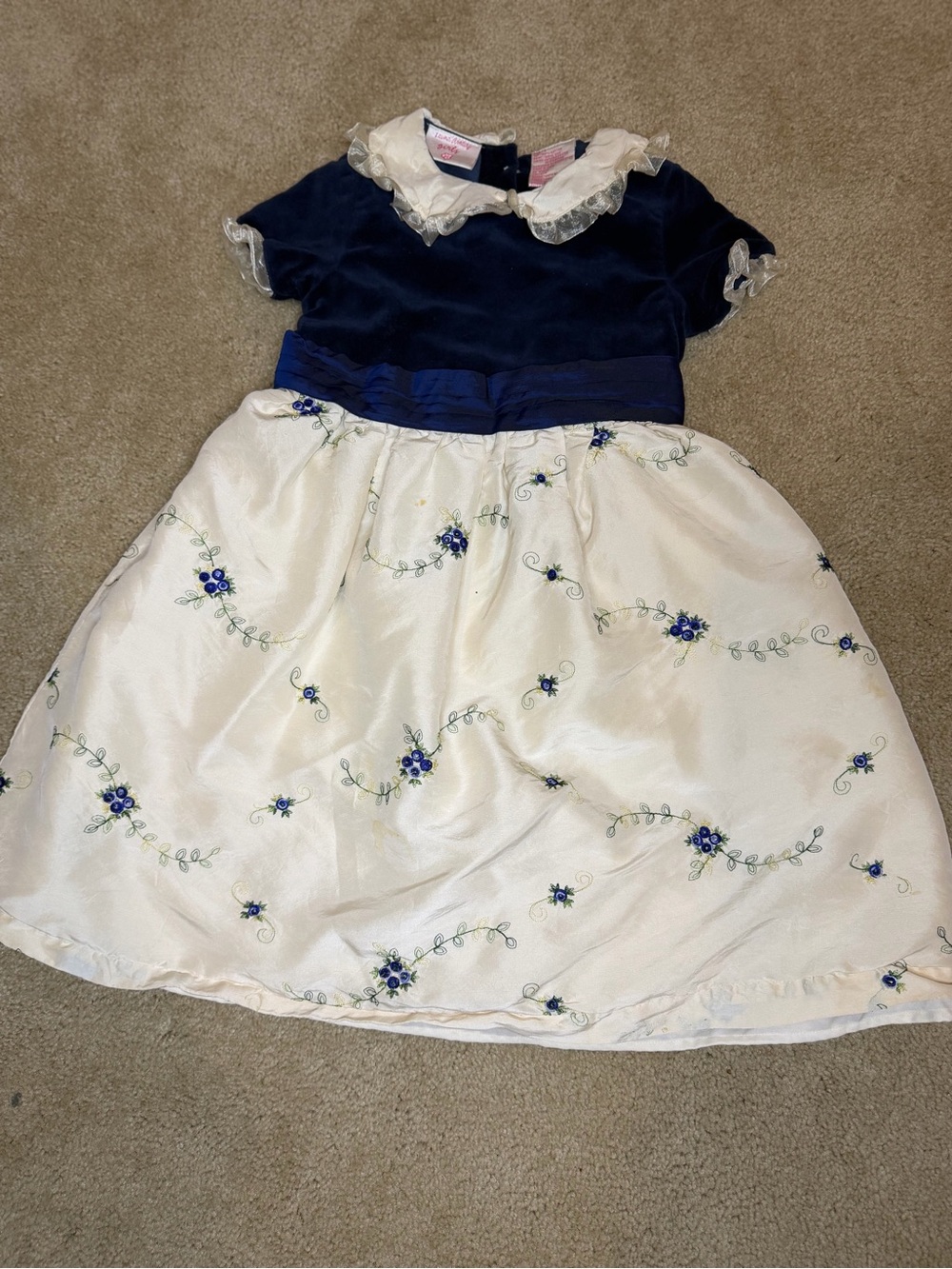 Vintage Laura Ashley Girls Heirloom Silk Velvet Floral Dress 4